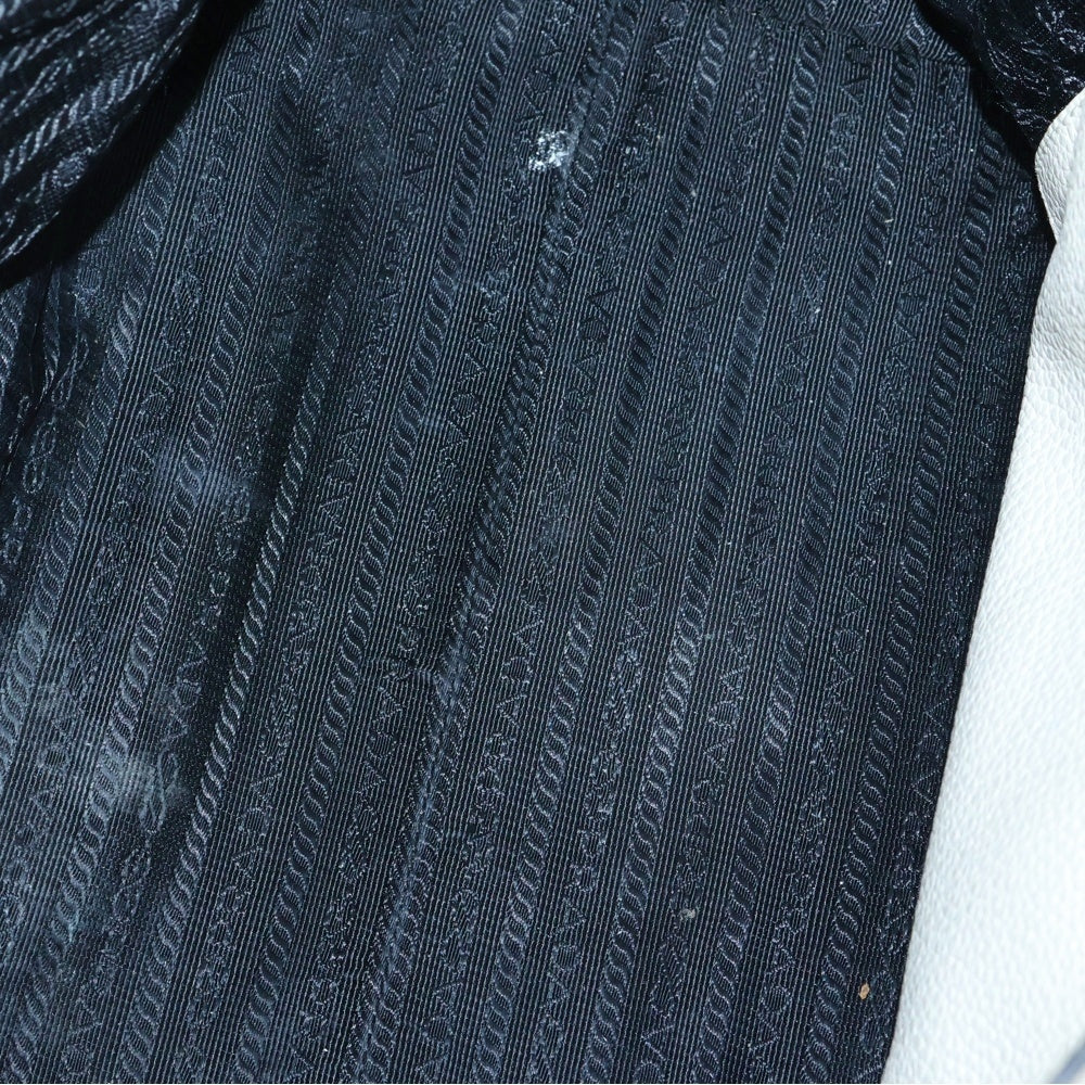 PRADA(プラダ) ロゴプレート グレインレザー 2WAY ハンド ショルダーバッグ ゴールド金具 ホワイト 1BA270