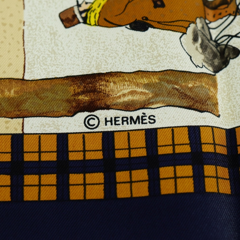 HERMES(エルメス) カレ90 冬の郵便馬車 プリント シルク スカーフ ネイビー