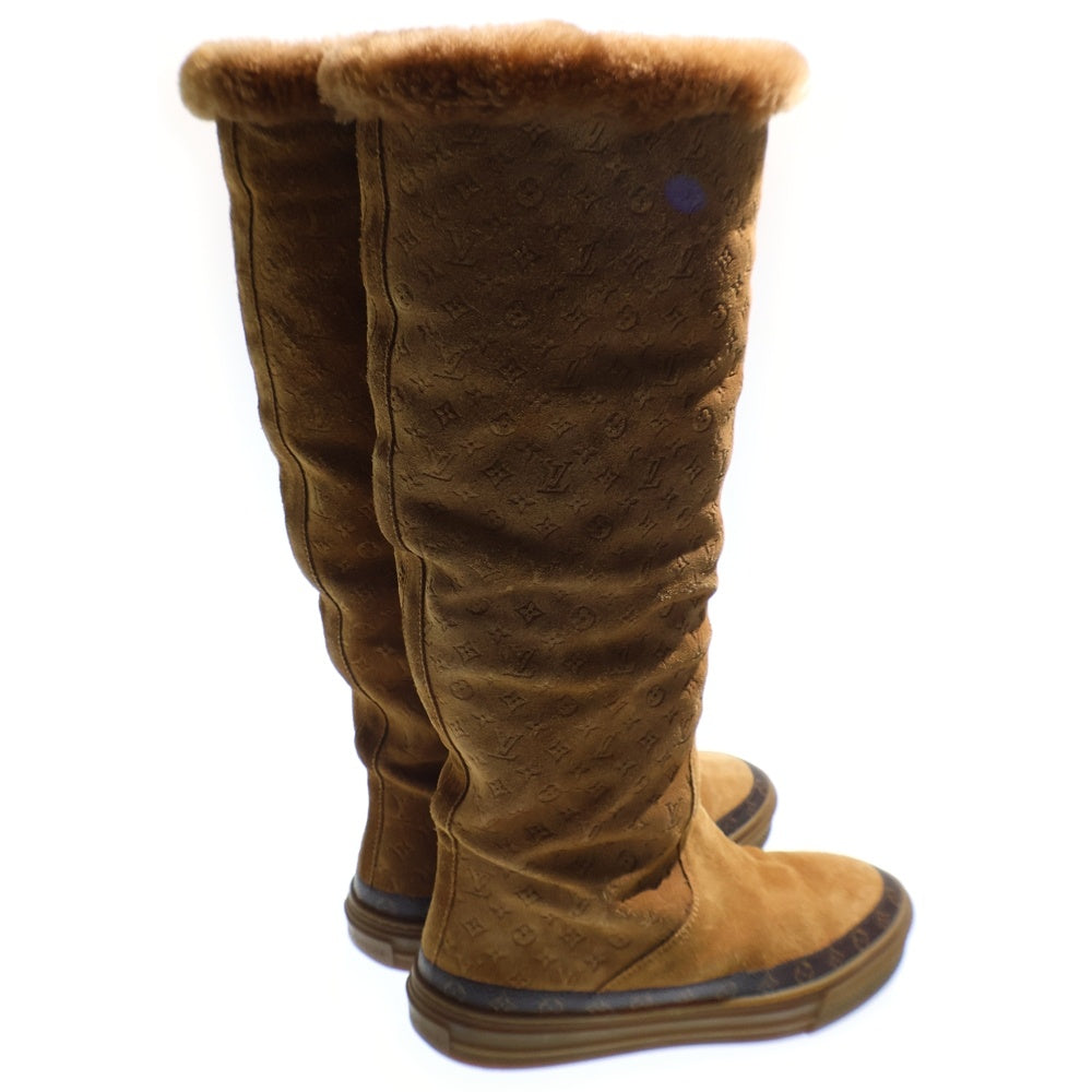 LOUIS VUITTON(ルイヴィトン) スノーボールライン モノグラム 総柄エンボス スエードレザー ムートン ボアライニング ロングブーツ ブラウン レディース