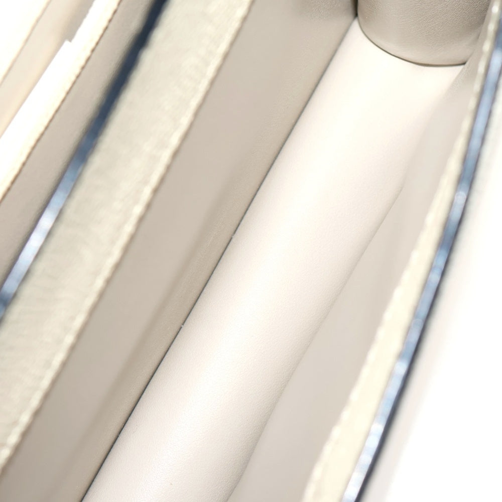 Valextra(ヴァレクストラ) ショルダーバッグ フラップバッグ アイボリー ホワイト レザー