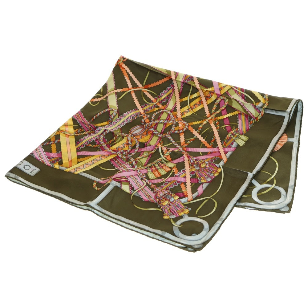 GUCCI(グッチ) 大判スカーフ シルク 総柄 カーキ グリーン GUCCI(グッチ) 大判スカーフ シルク 総柄 カーキ グリーン