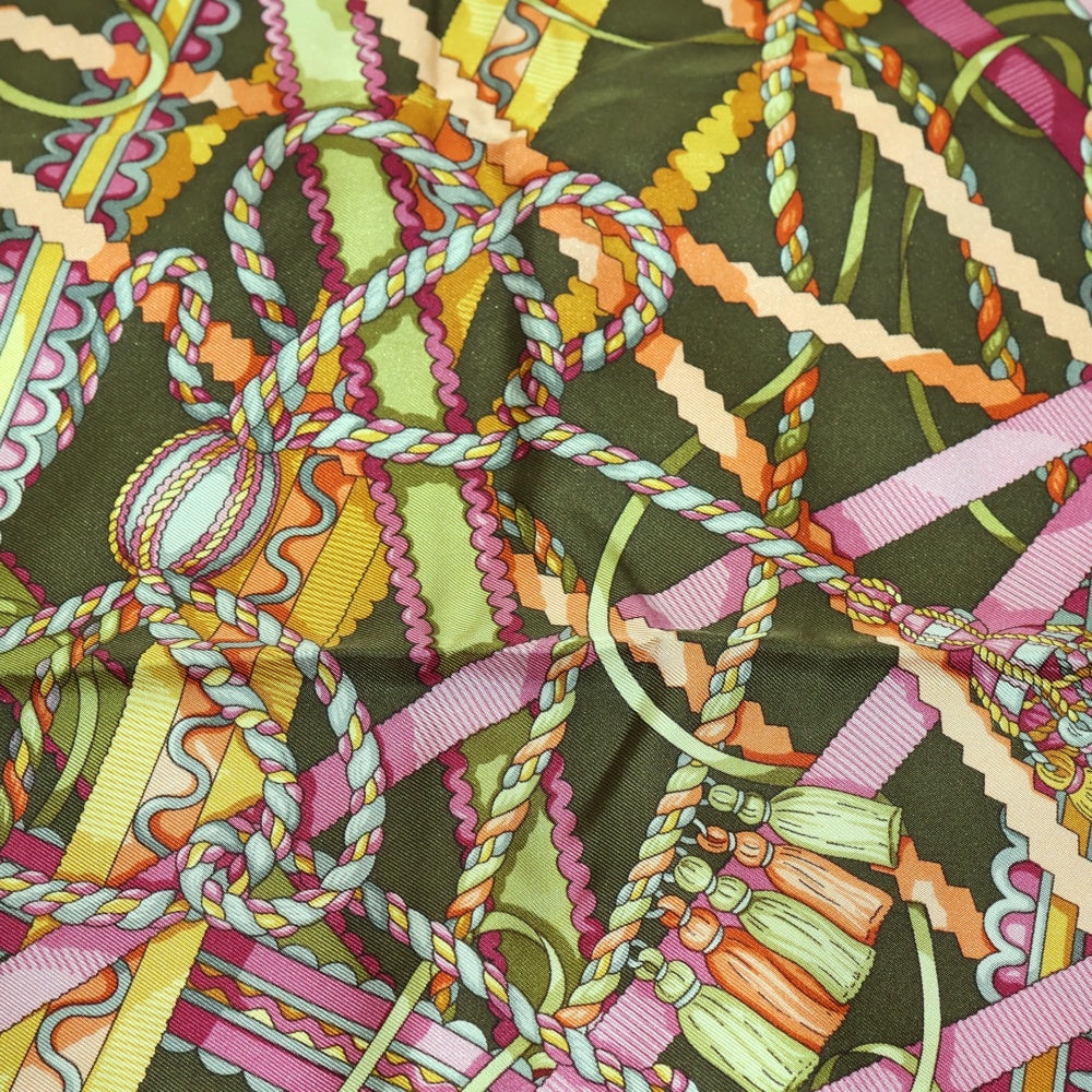 GUCCI(グッチ) 大判スカーフ シルク 総柄 カーキ グリーン