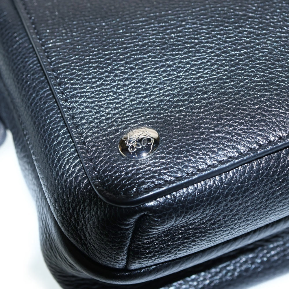 LOEWE(ロエベ) ペブル メッセンジャーバッグ ショルダーバッグ XS ブラック レザー