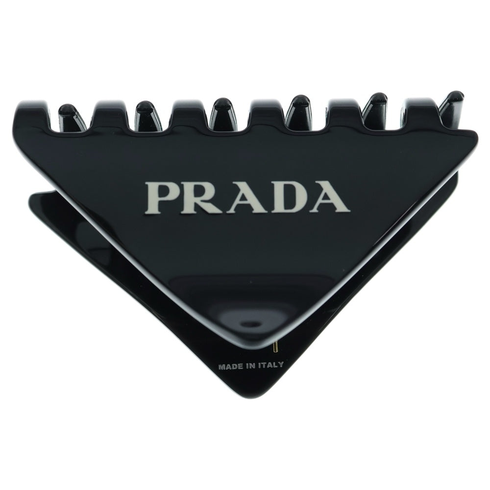 PRADA(プラダ) プレックス ロゴ トライアングル ヘアクリップ バレッタ ブラック 1IF109