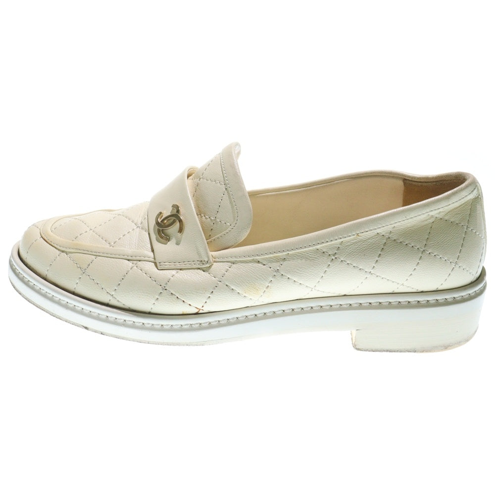 CHANEL(シャネル) ココマーク マトラッセ ローファー アイボリー レザー 靴 レディース