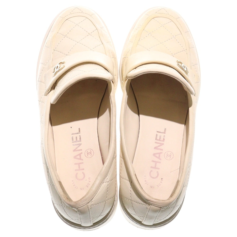 CHANEL(シャネル) ココマーク マトラッセ ローファー アイボリー レザー 靴 レディース