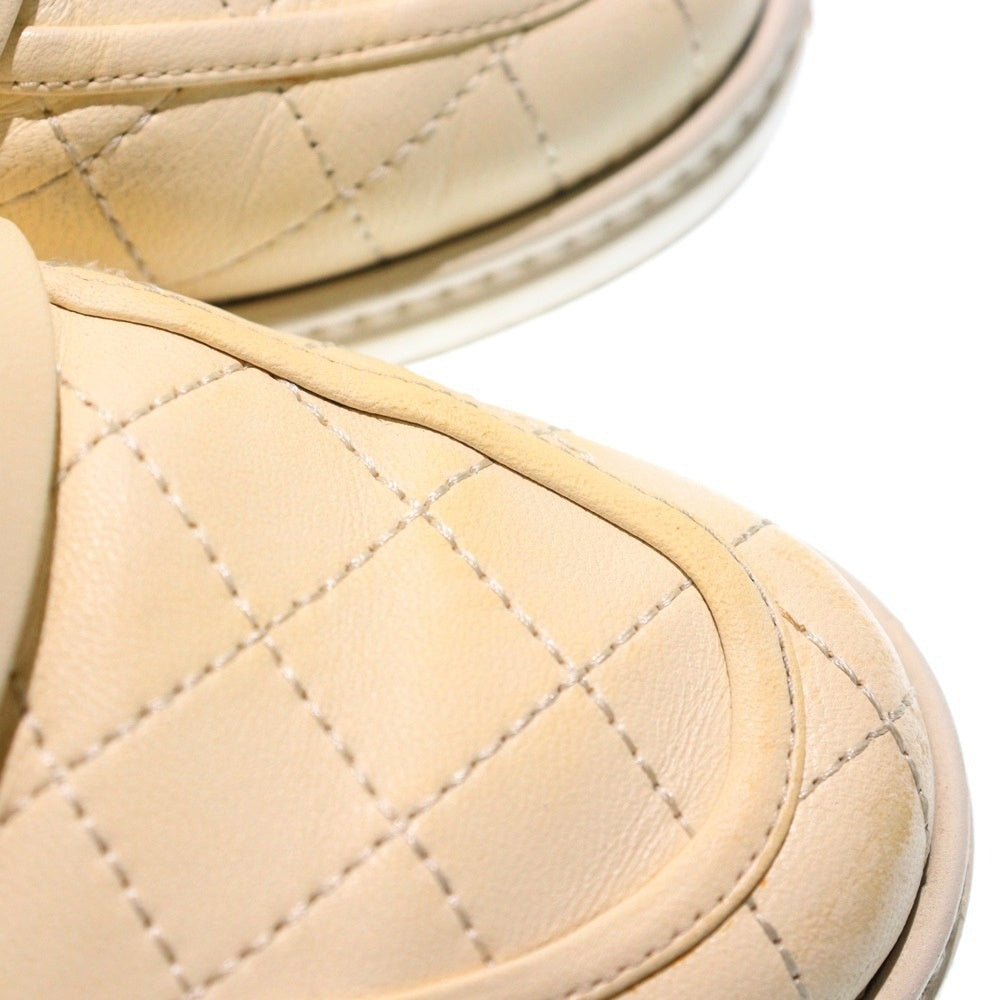 CHANEL(シャネル) ココマーク マトラッセ ローファー アイボリー レザー 靴 レディース