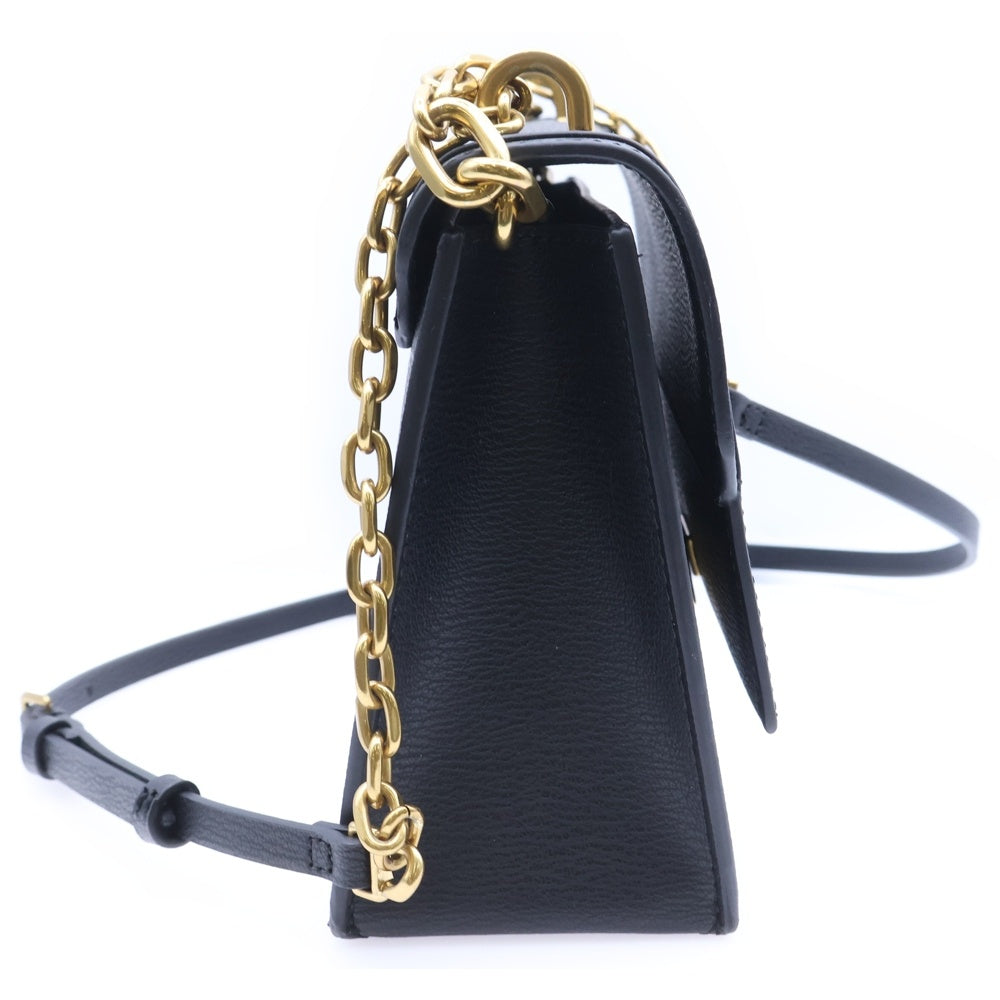 CHARLES&KEITH(チャールズ&キース) ロゴ レザーチェーンショルダーバッグ ブラック/ゴールド