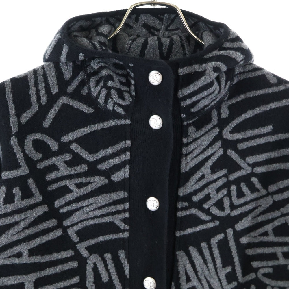 CHANEL(シャネル) ココマークボタン グラフィックロゴ 総柄ジャガード カシミヤ ニット フーデッド ジャケット カーディガン グレー/ブラック レディース P70640K10206
