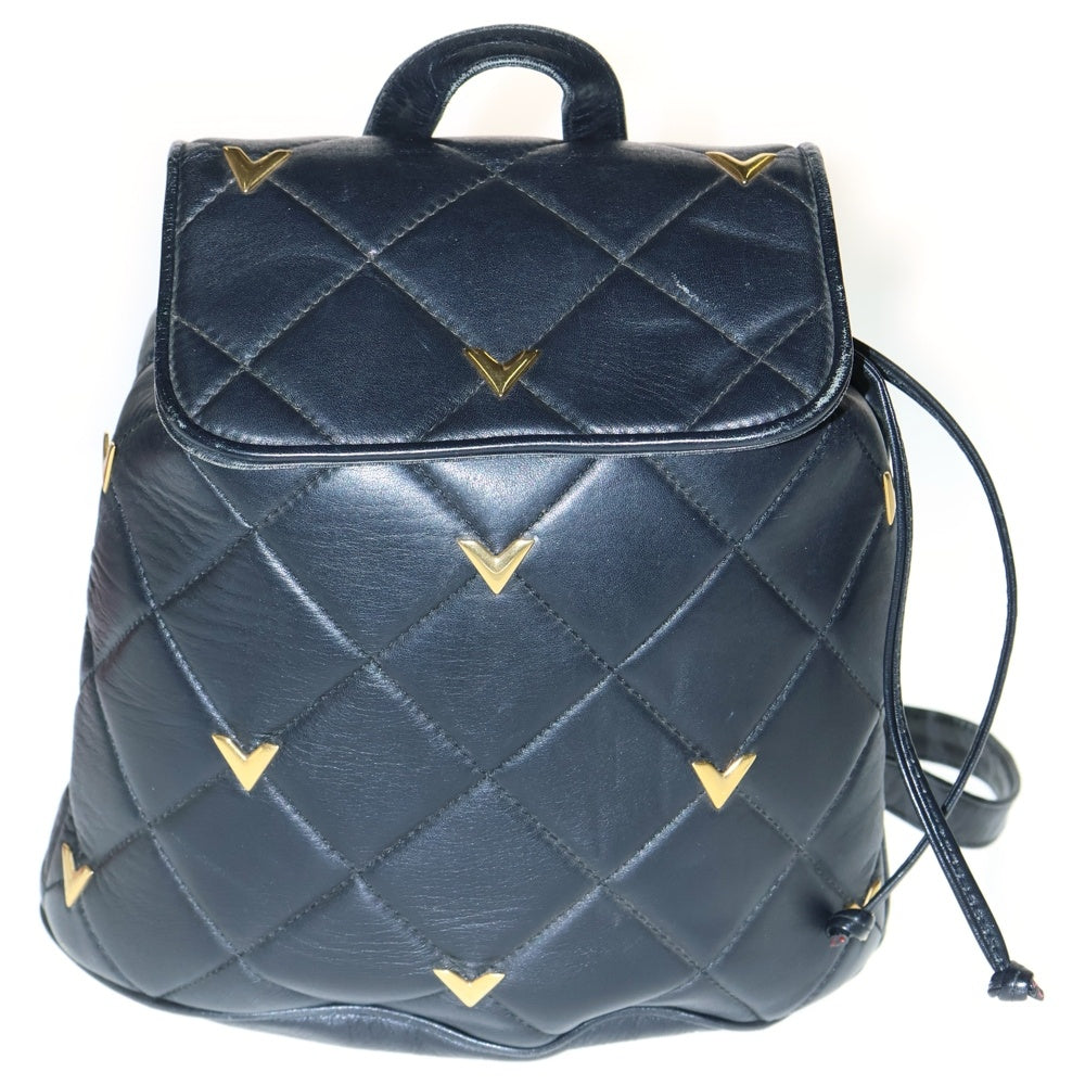 VALENTINO(ヴァレンティノ) Vロゴスタッズ キルティング レザー バックパック リュックサック ゴールド金具 ブラック
