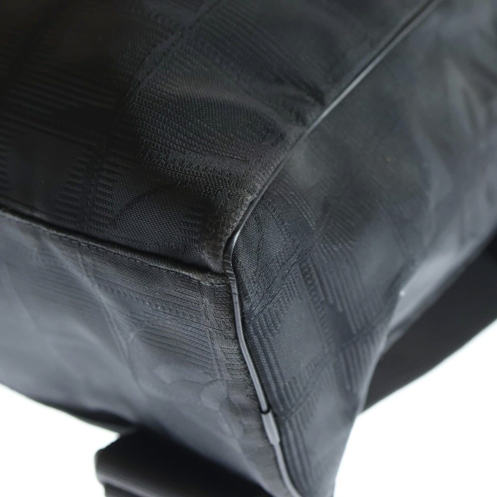 CHANEL(シャネル) ニュートラベルライン リュックサック バッグパック ブラック ナイロン ゴールド金具 レディース