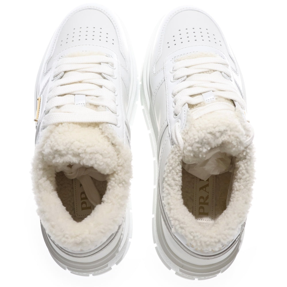 PRADA(プラダ) トライアングル ロゴ スニーカー ボア 靴 1E947M レディース