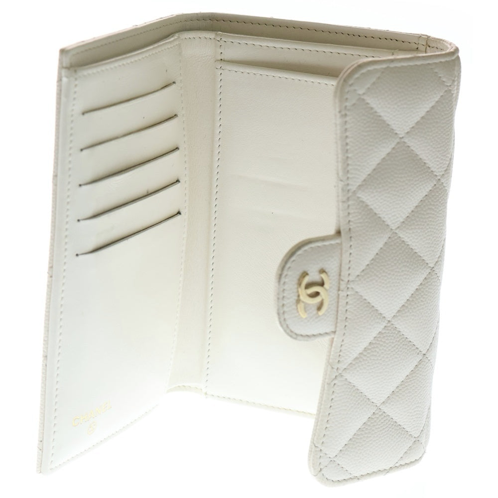 CHANEL(シャネル) マトラッセ キルティング 三つ折り財布 長財布 ロングウォレット ホワイト キャビアスキン ゴールド金具 レディース