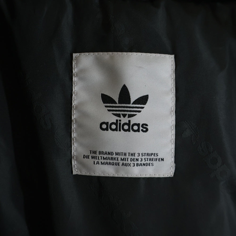 adidas(アディダス) トレフォイルロゴプレート フェイクレザー ジップアップ ダウンジャケット ブラック レディース JD3790