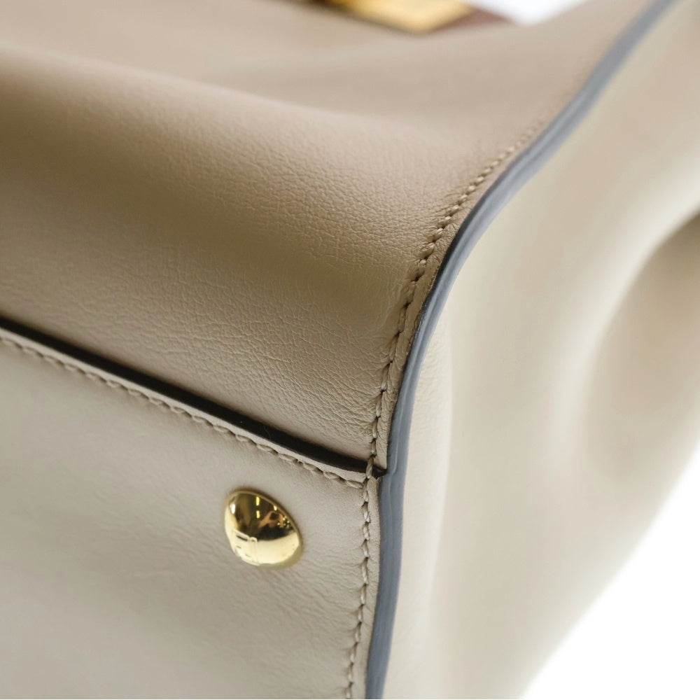 FENDI(フェンディ) ピーカブー ミディアム レザー 2WAY ハンド ショルダーバッグ ゴールド金具 ベージュ/ブラウン 8BN290 レディース