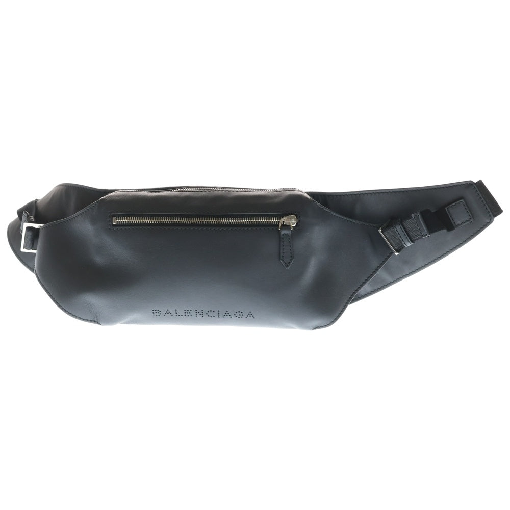BALENCIAGA(バレンシアガ) パンチングロゴ ボディバッグ ブラック レザー 433625