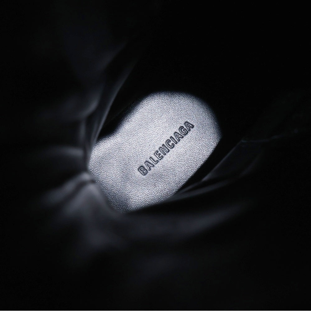 BALENCIAGA(バレンシアガ) ■BBロゴ スクエアトゥ サイドジップ アンクルブーツ ブラック 616349 レディース