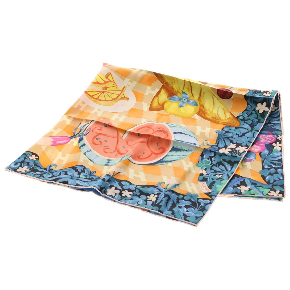 HERMES(エルメス) カレ90 UN CARRE L'HERBE 草上のカレ ブラック×グリーン シルク スカーフ レディース