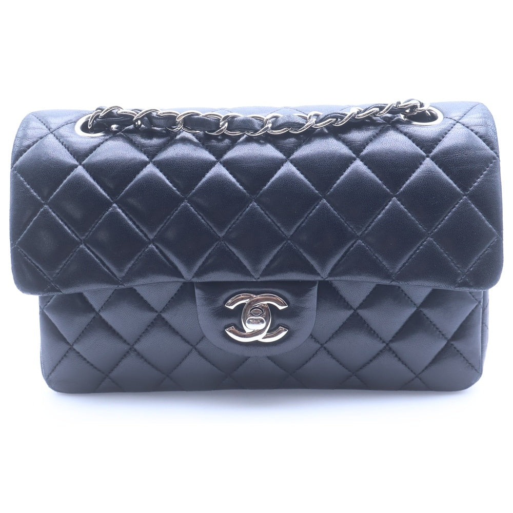 CHANEL(シャネル) マトラッセ23 ダブルフラップ ダブルチェーン ショルダーバッグ ブラック ラムスキン シルバー金具 レディース