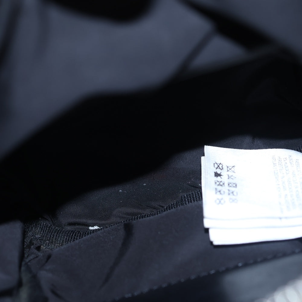 MONCLER(モンクレール) ロゴパッチ付き ファーショルダーバッグ ピンク G209B5L60000 レディース
