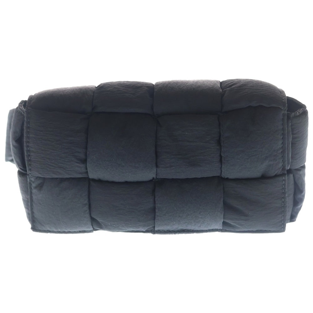 BOTTEGA VENETA(ボッテガヴェネタ) パデッドテック カセット ショルダーバッグ ミニバッグ ブラック ナイロン レディース