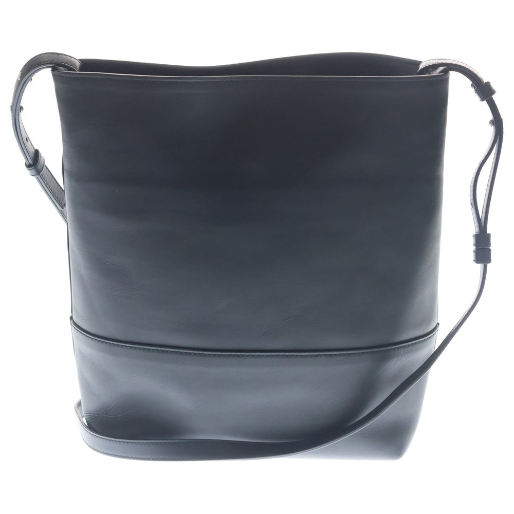 BOTTEGA VENETA(ボッテガヴェネタ) ショルダーバッグ ブラック レザー シルバー金具 レディース