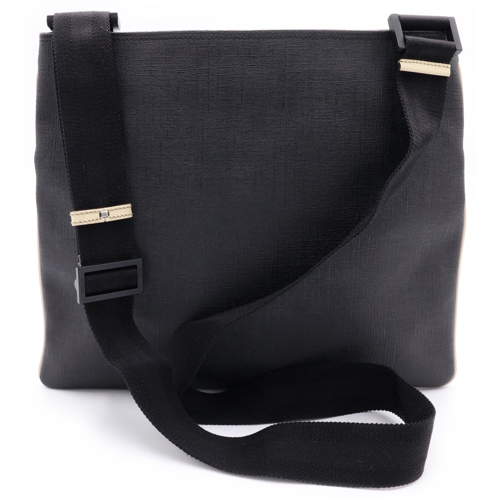 GUCCI(グッチ) メッセンジャーバッグ ショルダーバッグ ブラック レザー 162904 ブラック金具