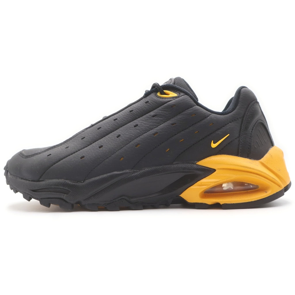 NIKE(ナイキ) ×NOCTA HOT STEP AIR TERRA ノクタ ホットステップ エア テラ ローカットスニーカー ブラック/イエロー US8.5/26.5cm DH4692ー002