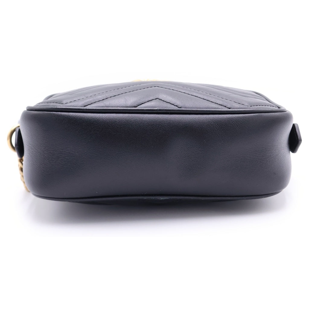 GUCCI(グッチ) GGマーモント キルティング レザー ゴールド金具 チェーンショルダーバッグ カメラバッグ 448065 ブラック レディース