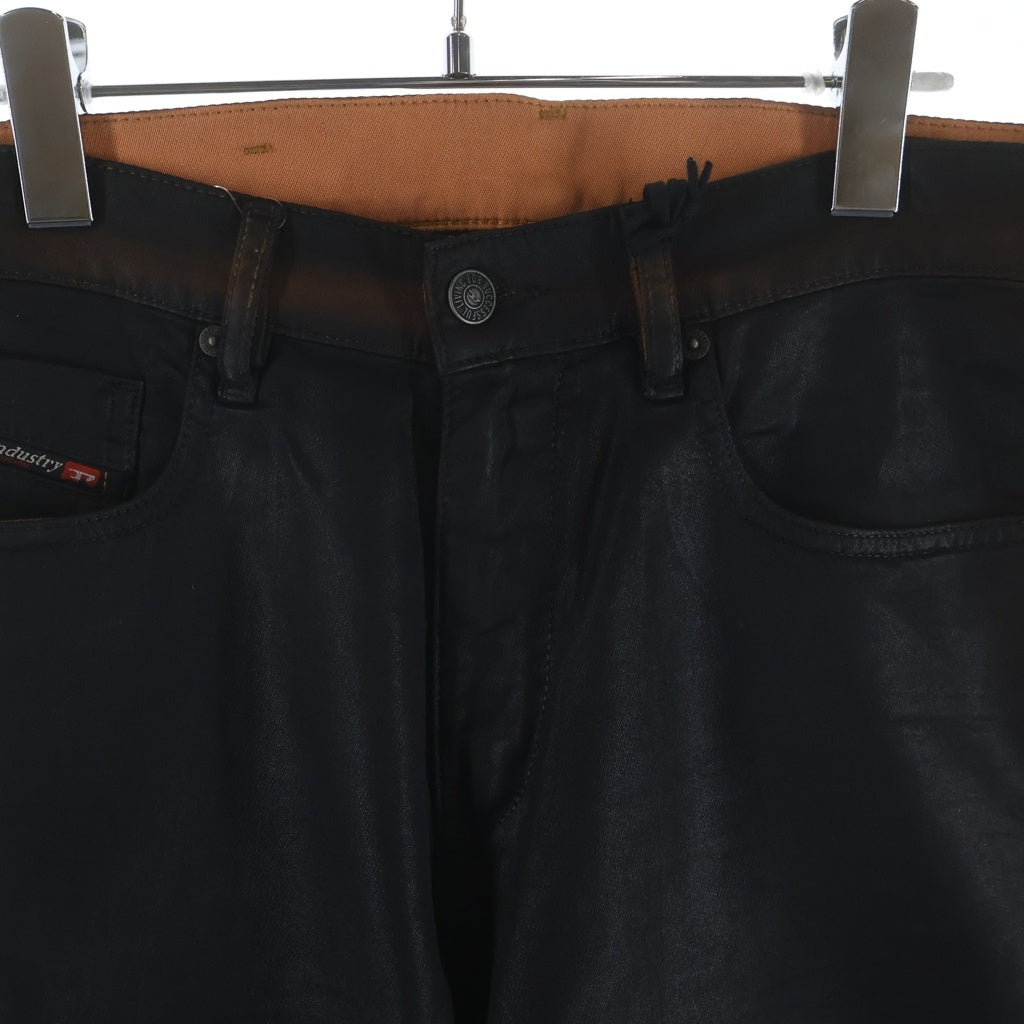 DIESEL(ディーゼル) D-STRUKT-SP-NE フォームトリートメント コーティング加工 デニムパンツ ジーンズ ブラック/オレンジ A01427