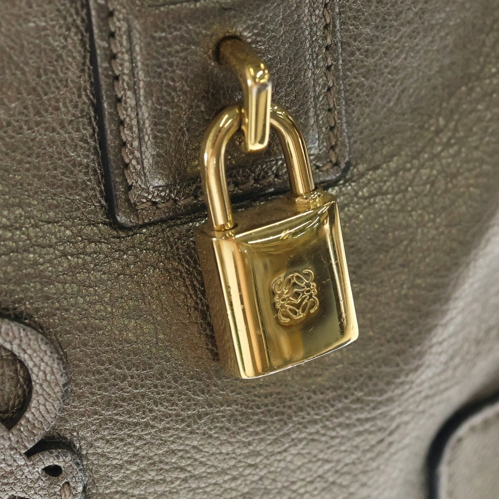LOEWE(ロエベ) アマソナ28 アナグラムロゴ レザー ハンドバッグ ゴールド レディース