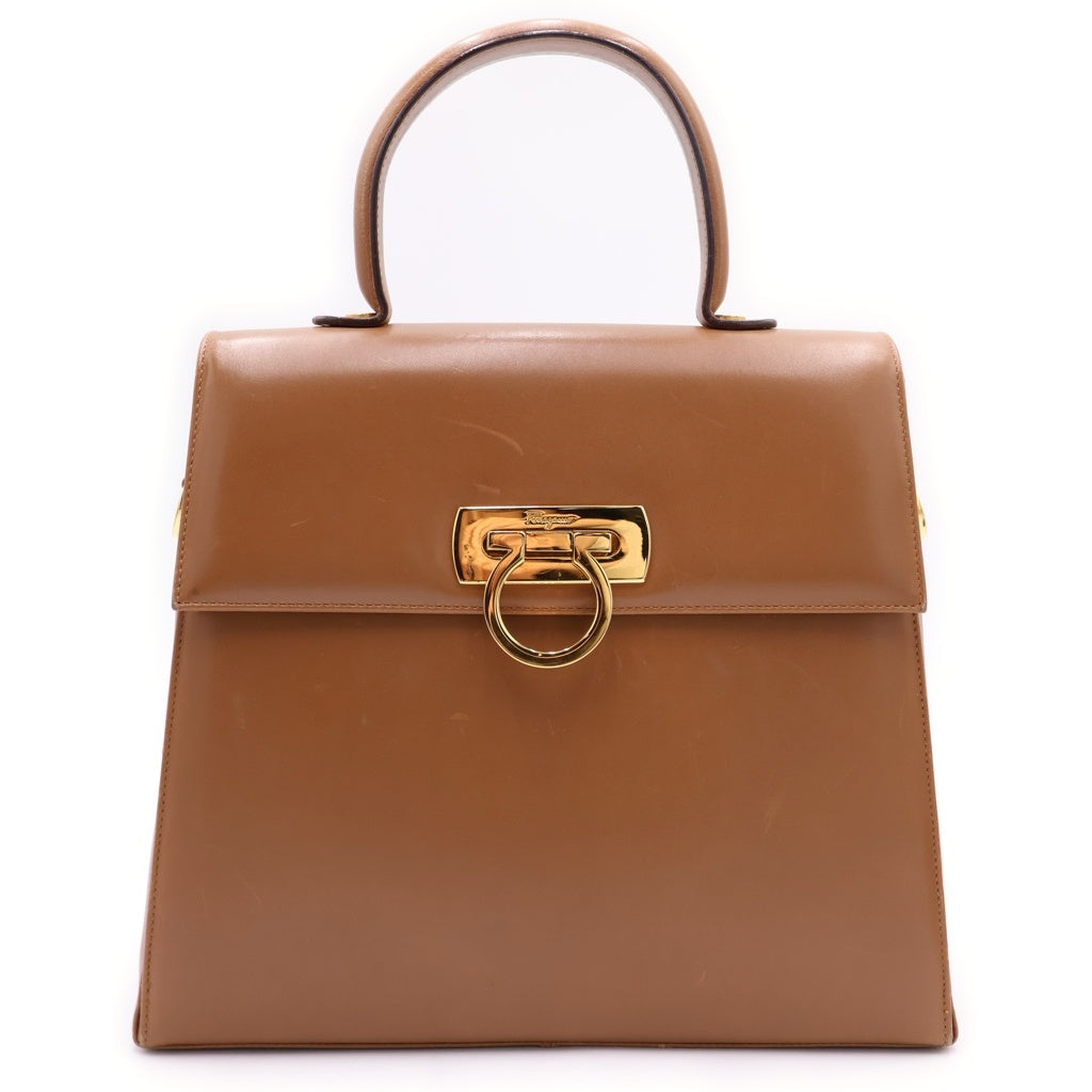 Salvatore Ferragamo(サルヴァトーレ フェラガモ) ガンチーニ 2WAYハンドバッグ ショルダーバッグ ベージュ レザー E210536 ゴールド金具 レディース