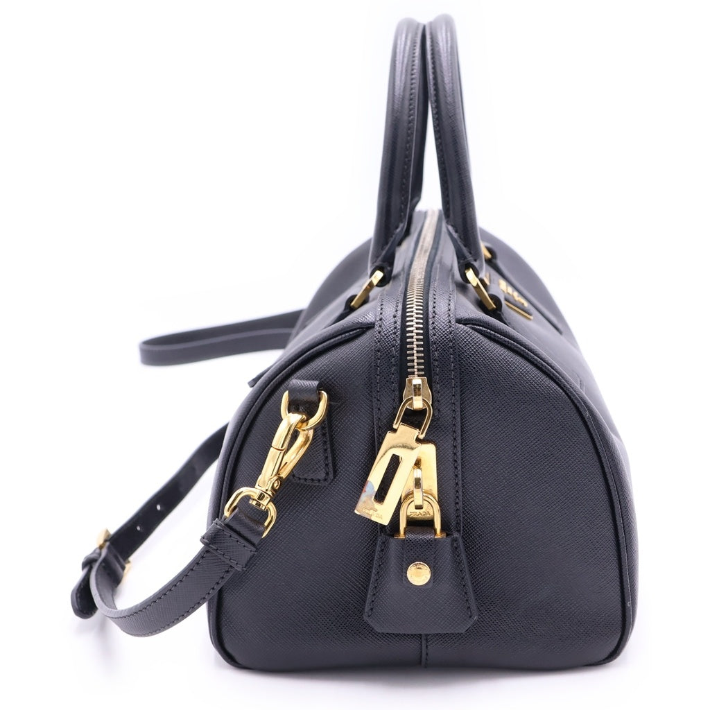 PRADA(プラダ) サフィアーノ 2WAYショルダーバッグ ハンドバッグ ボストンバッグ ブラック レザー BL0797 ゴールド金具 レディース