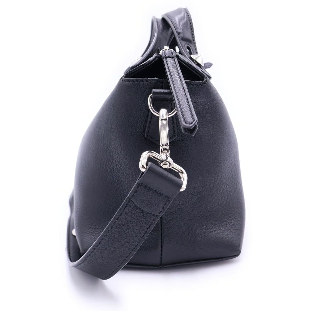 FENDI(フェンディ) バイザウェイ ミディアム 2WAYショルダーバッグ ブラック レザー シルバー金具 レディース