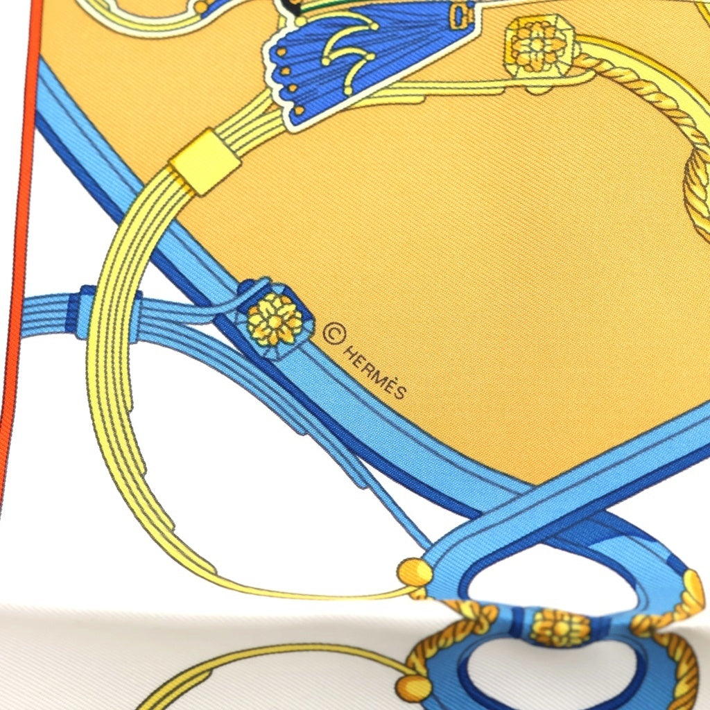 HERMES(エルメス) カレ45 スプリングス シルクスカーフ ホワイト×イエロー レディース