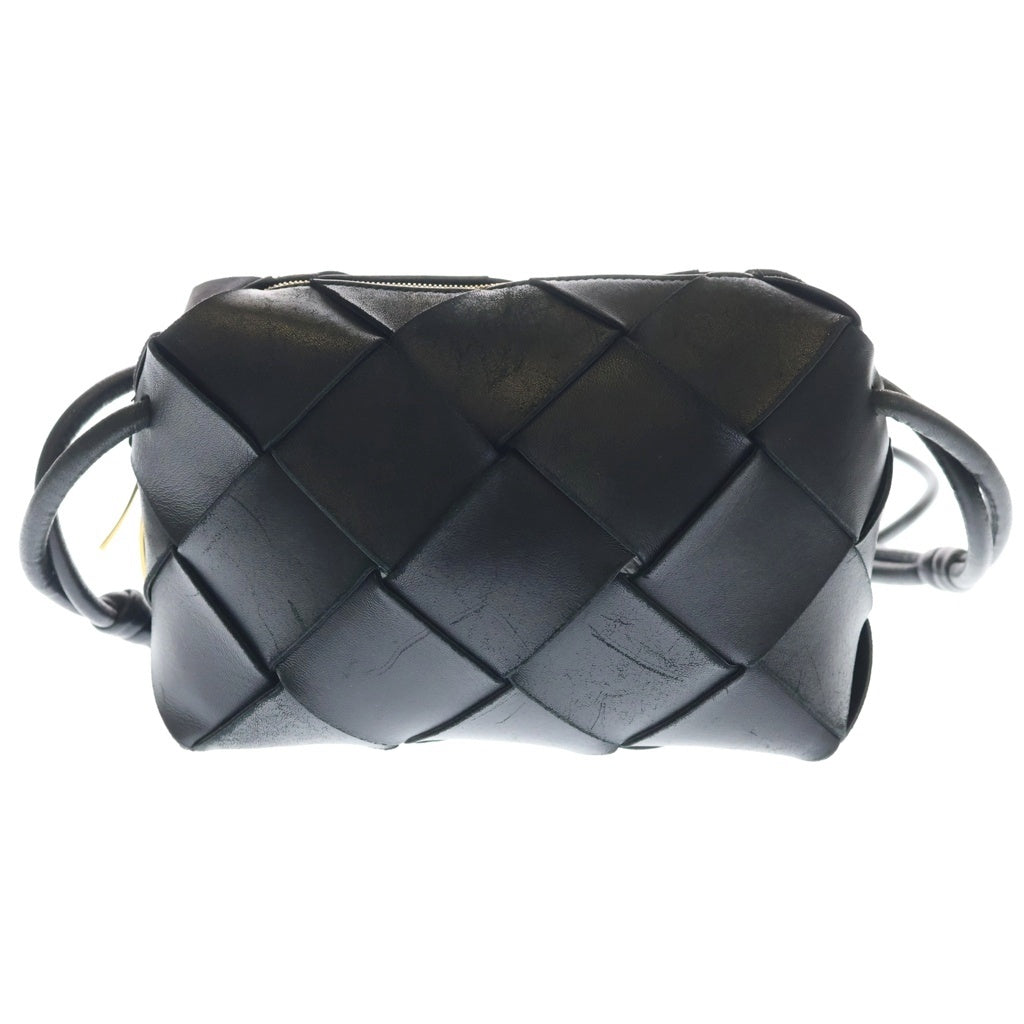 BOTTEGA VENETA(ボッテガヴェネタ) カセット スモール イントレチャート ショルダーバッグ ブラック レザー ゴールド金具 レディース
