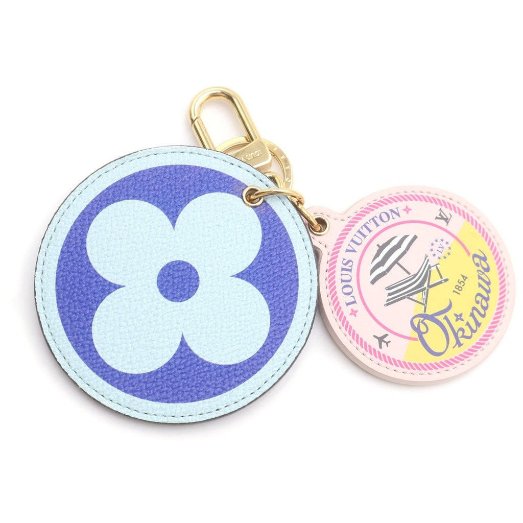 LOUIS VUITTON(ルイヴィトン) ポルトクレ・イリュストレ モノグラム ジャイアントリゾートオキナワ キーホルダー ブルー/ピンク M68510 レディース