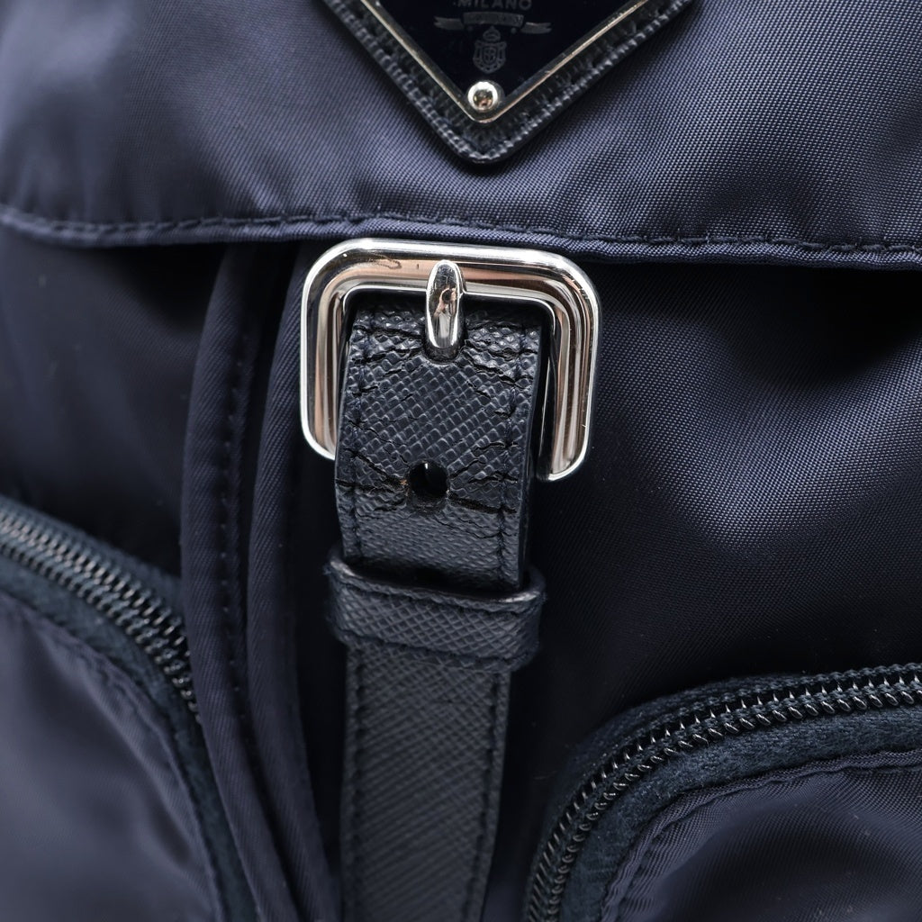 PRADA(プラダ) テスート ナイロン ロゴ三角プレート バックパック リュックサック ネイビー 1BZ005 シルバー金具