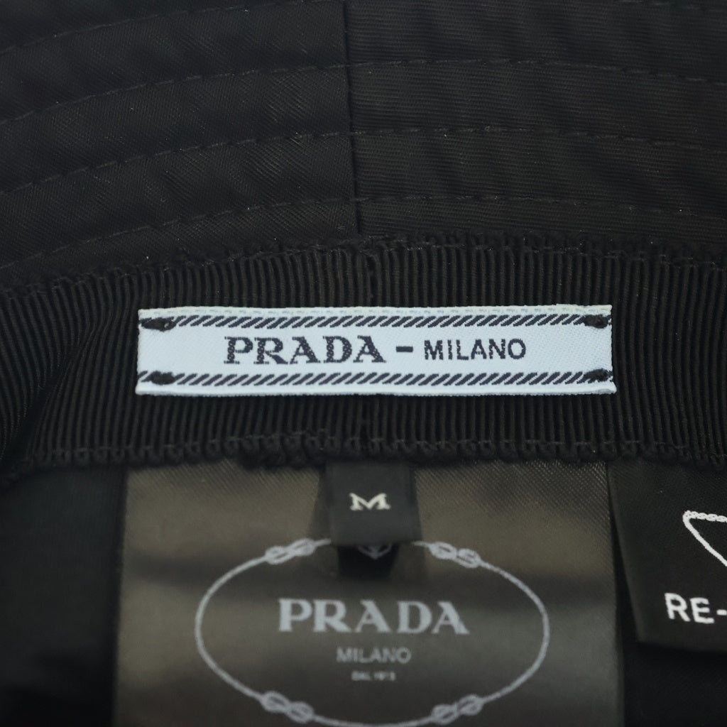 PRADA(プラダ) RE-NYLON リナイロン トライアングルロゴプレート バケットハット 帽子 ブラック 1HC137