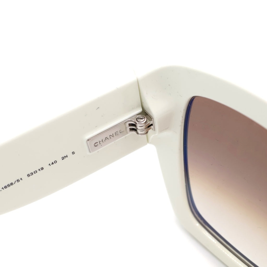 CHANEL(シャネル) バタフライシェイプ ココマーク サングラス アイウェア 53□19 ホワイト 6058 レディース