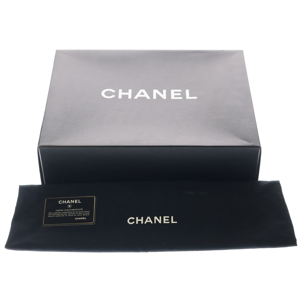 CHANEL(シャネル) ココマーク パンチング クラッチバッグ がま口バッグ アイボリー レザー シルバー金具 レディース