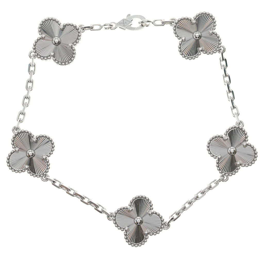 Van Cleef & Arpels(ヴァンクリーフアンドアーペル) ギョーシェ 5P ブレスレット 750WG 20.3g レディース