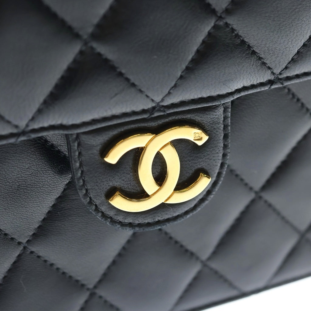 CHANEL(シャネル) マトラッセ25 プッシュロック ラムスキン ゴールド金具 チェーンショルダーバッグ ブラック レディース