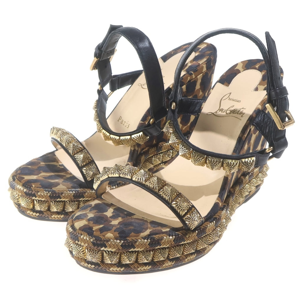 CHRISTIAN LOUBOUTIN(クリスチャンルブタン) スタッズ ウェッジ厚底サンダル ゴールド レディース