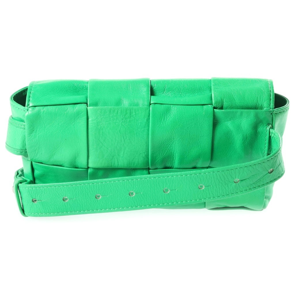BOTTEGA VENETA(ボッテガヴェネタ) カセット ベルトバッグ ウエストバッグ レザー グリーン レディース