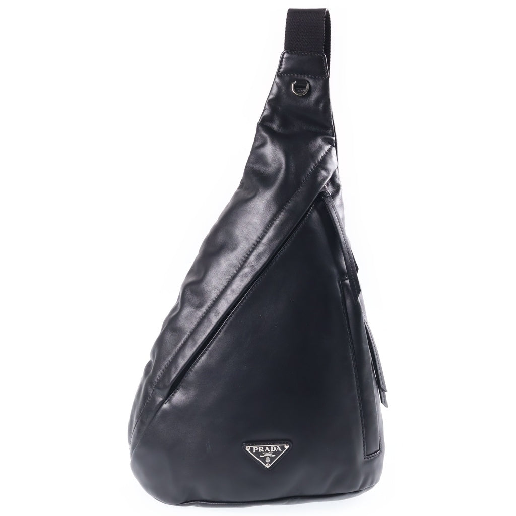 PRADA(プラダ) トライアングルロゴ ショルダーバッグ ボディバッグ ブラック レザー 2VZ092 シルバー金具 レディース