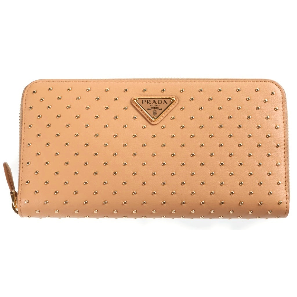 PRADA(プラダ) スタッズ トライアングルロゴ レザー ゴールド金具 ラウンドファスナー 長財布 ベージュ レディース