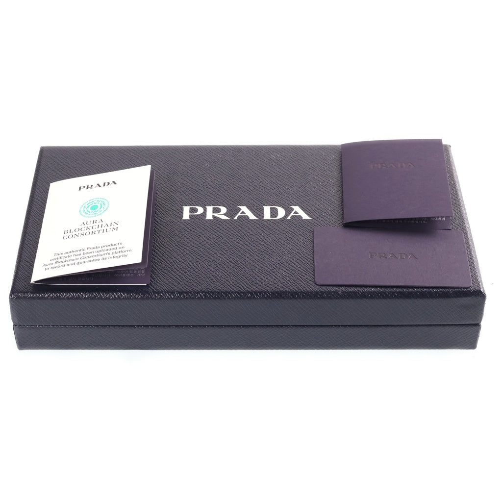 PRADA(プラダ) スタッズ トライアングルロゴ レザー ゴールド金具 ラウンドファスナー 長財布 ベージュ レディース