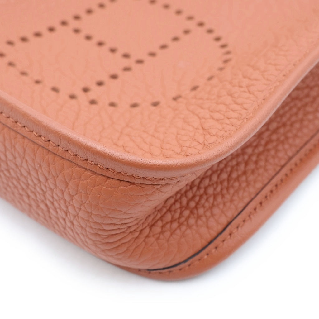 HERMES(エルメス) エブリンTPM トリヨンクレマンス シルバー金具 K刻印 ショルダーバッグ ゴールド レディース