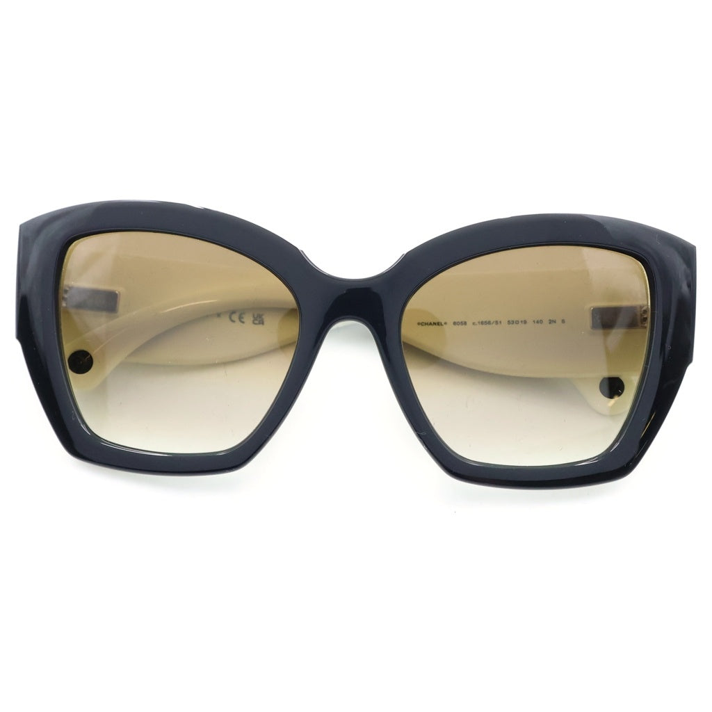 CHANEL(シャネル) ココマーク バタフライシェイプ アイウェア サングラス メガネ ホワイト/ブラック 6058 53□19 レディース